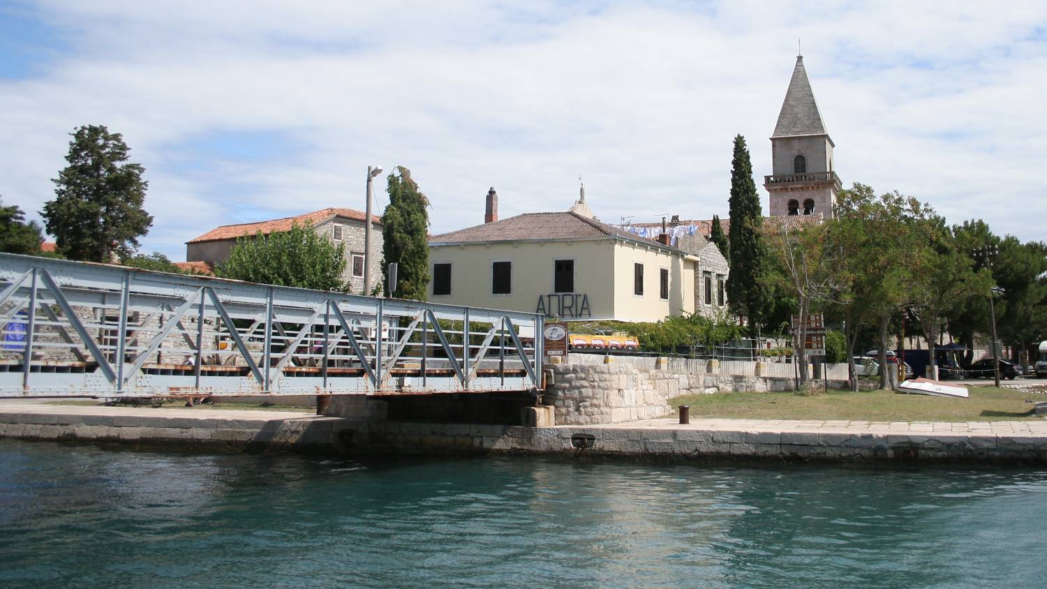 Obnova pohyblivého mostu mezi ostrovy Cres a Lošinj bude trvat čtyři měsíce